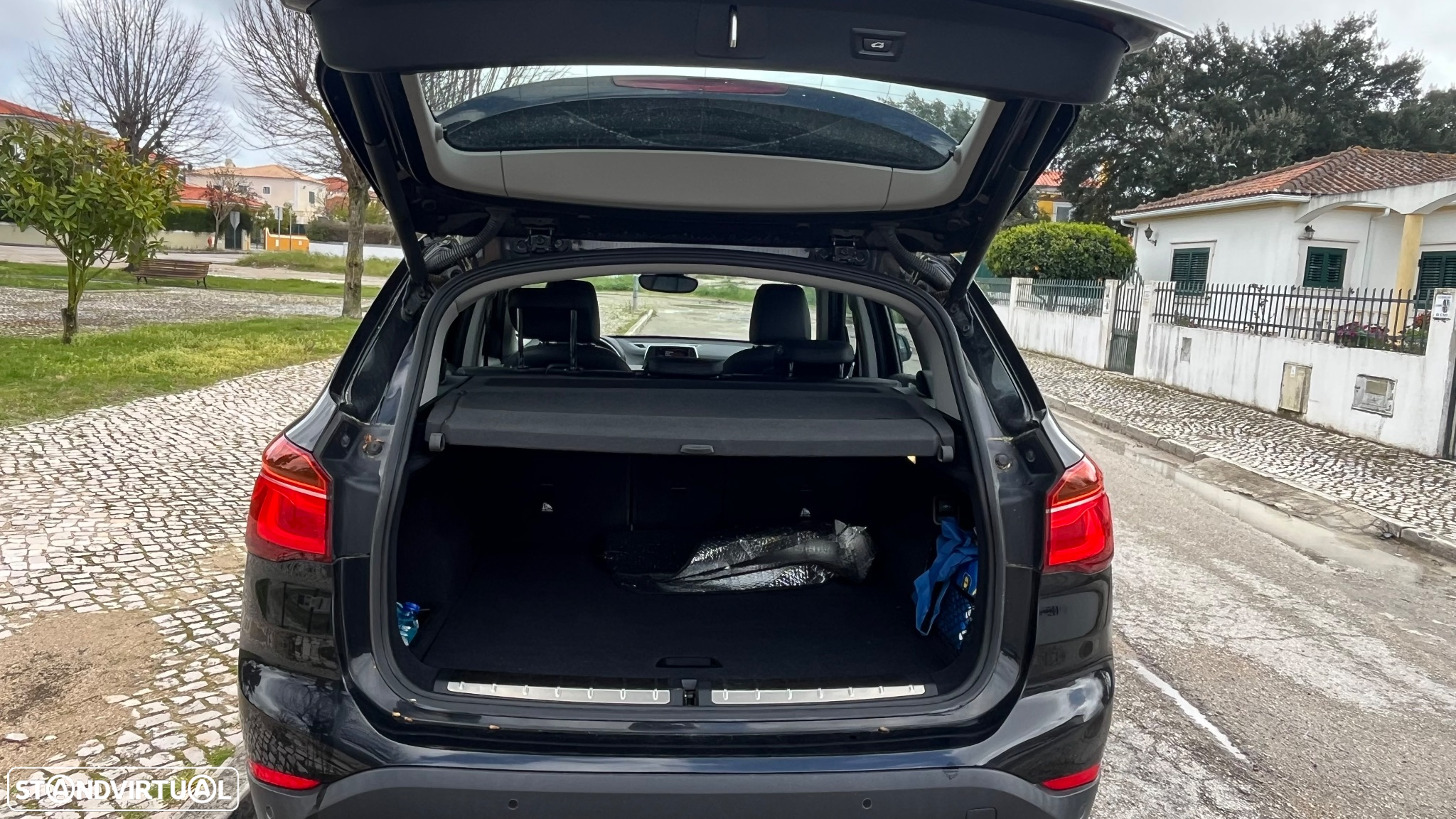 BMW X1 16 d sDrive - 12