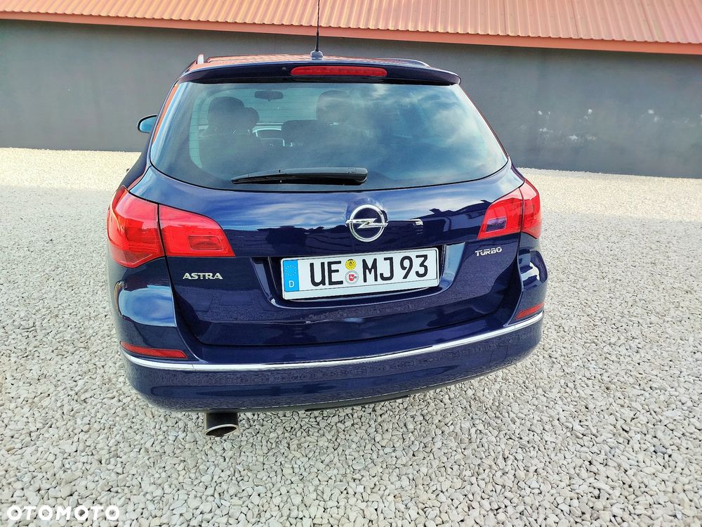 Opel Astra 1.4 Turbo 150 Jahre - 27