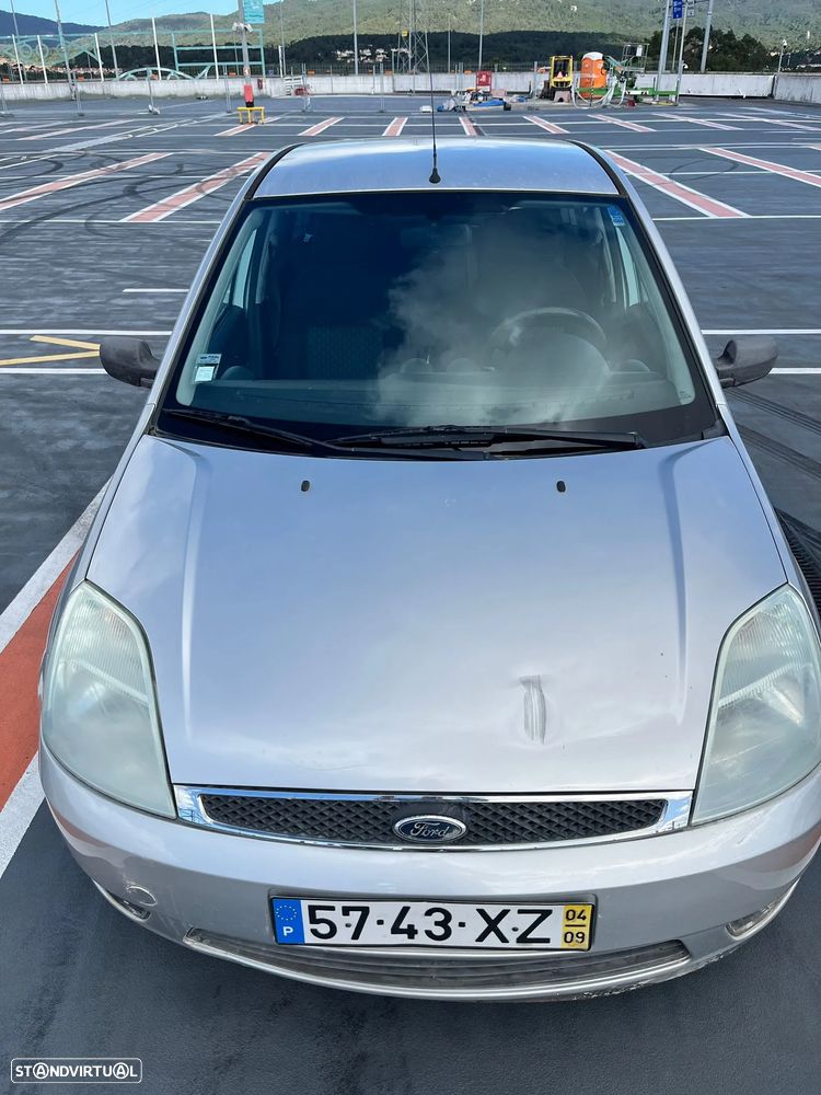 Ford Fiesta - 12