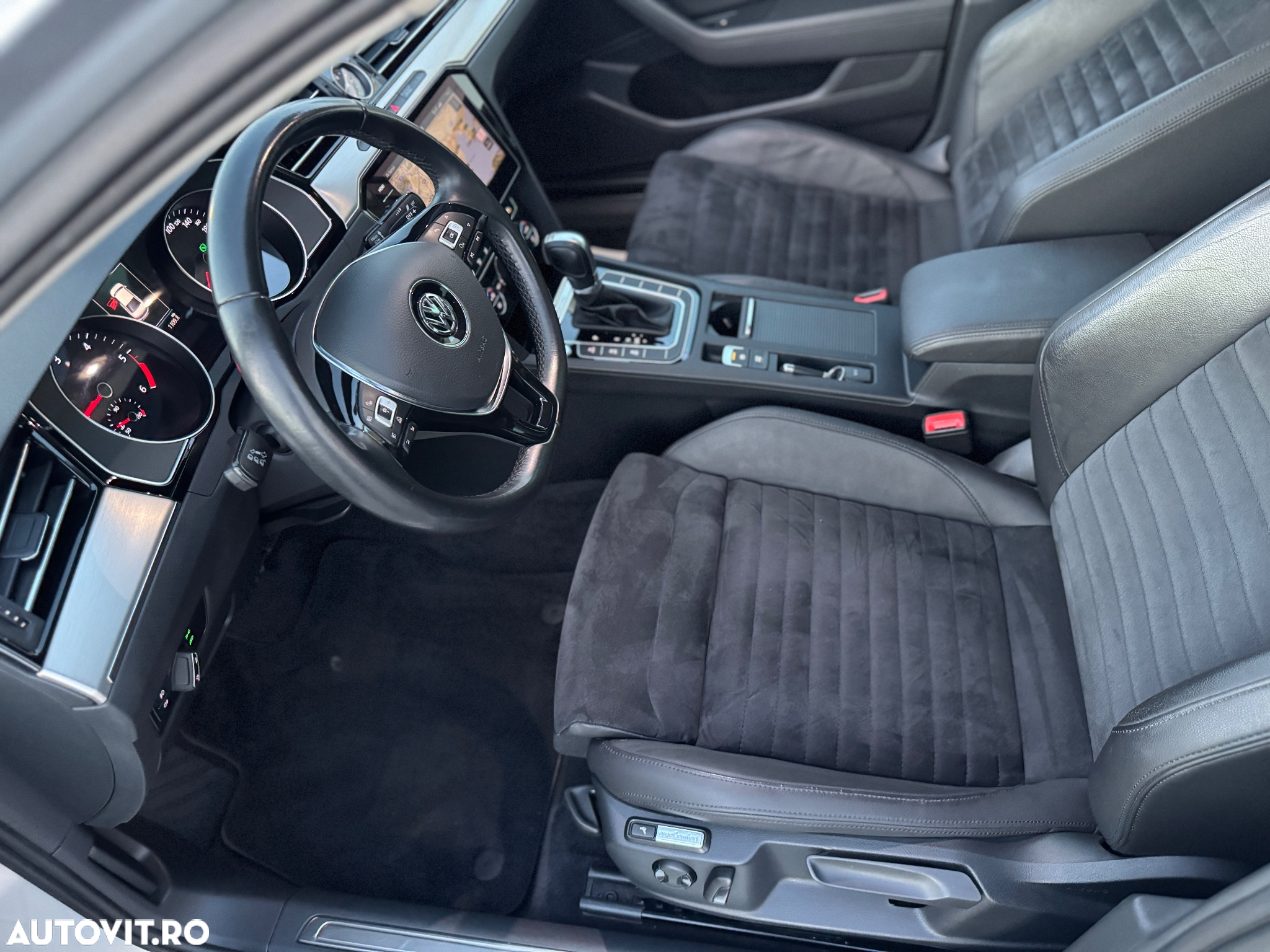 Volkswagen Passat 2.0 BiTDI DSG 4Mot Highline - 7