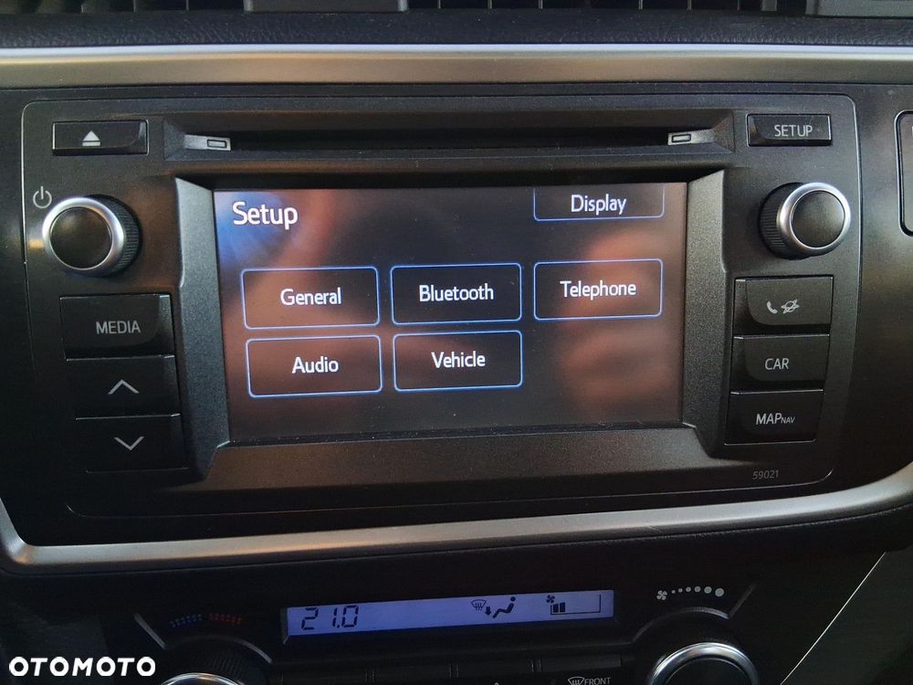 Toyota Auris - 21