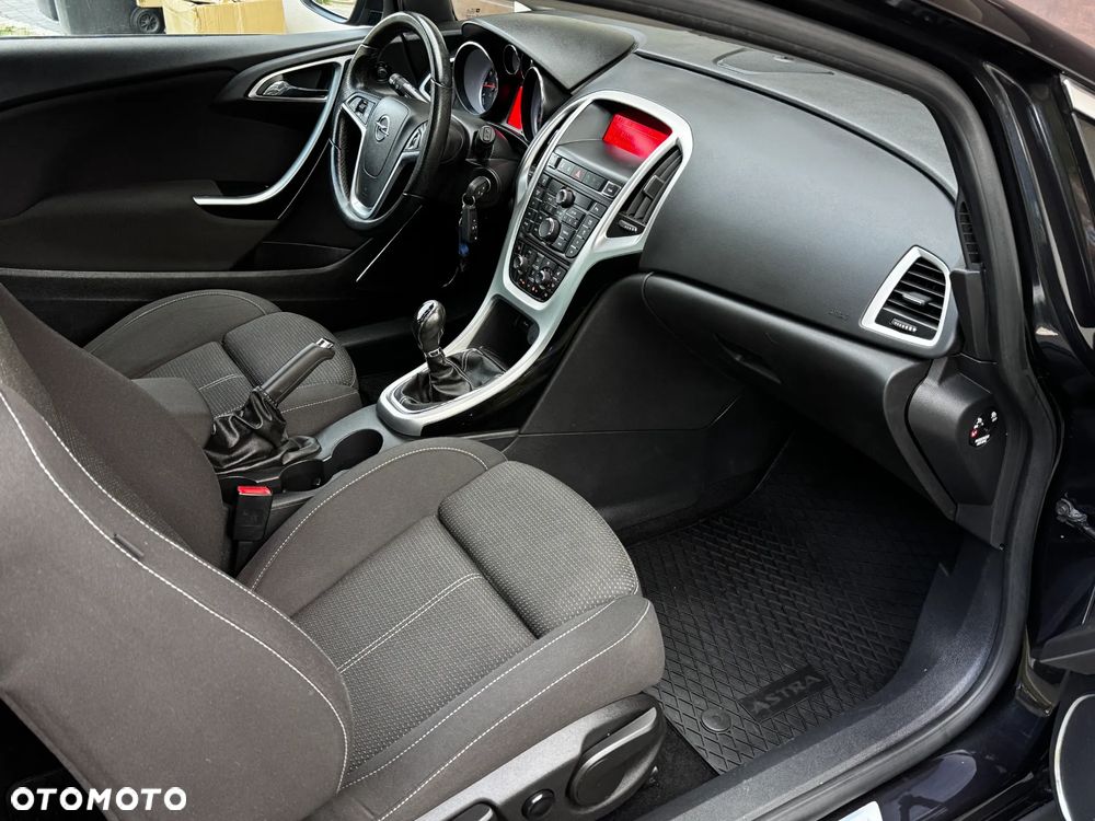 Opel Astra 1.6 Turbo Edition - 13