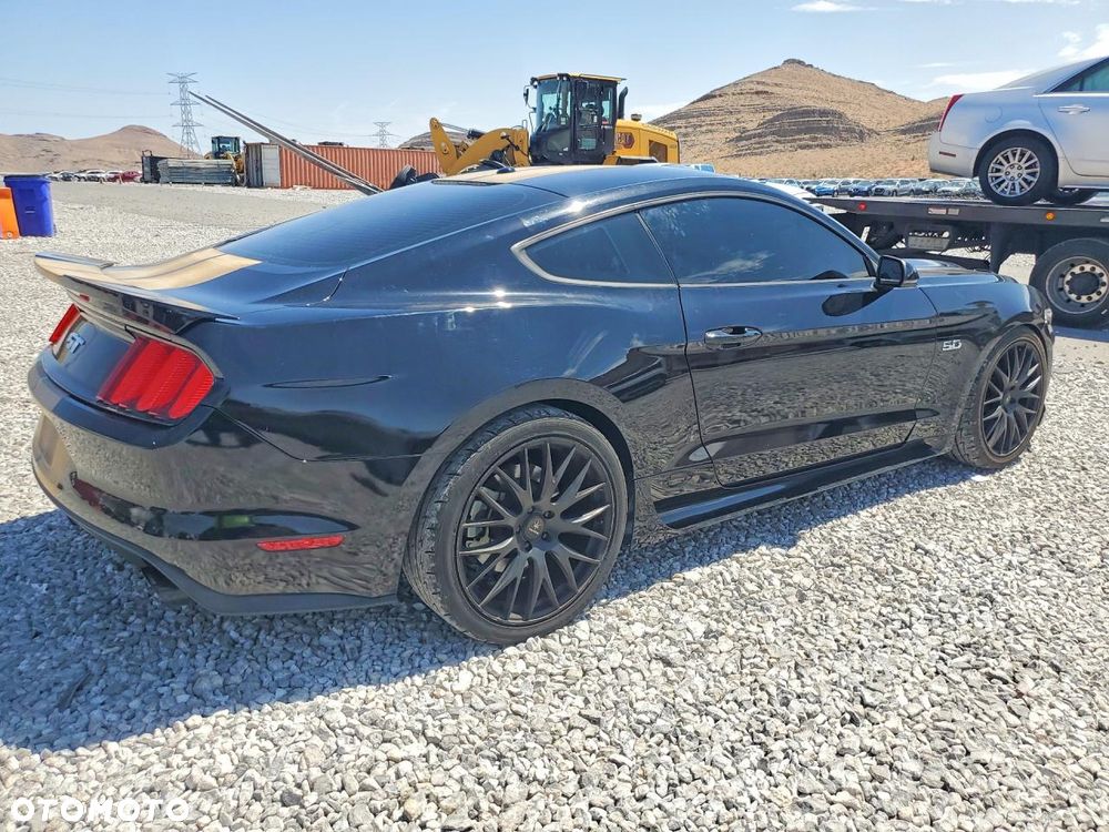 Ford Mustang 5.0 Ti-VCT V8 GT - 6