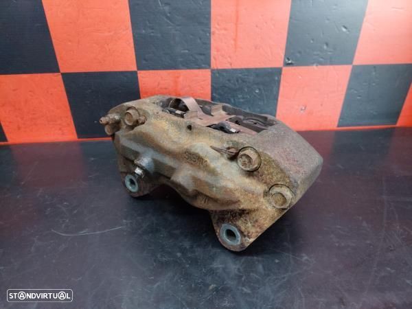 Pinça Travão Frente Esquerda Toyota Land Cruiser 90 (_J9_) - 2