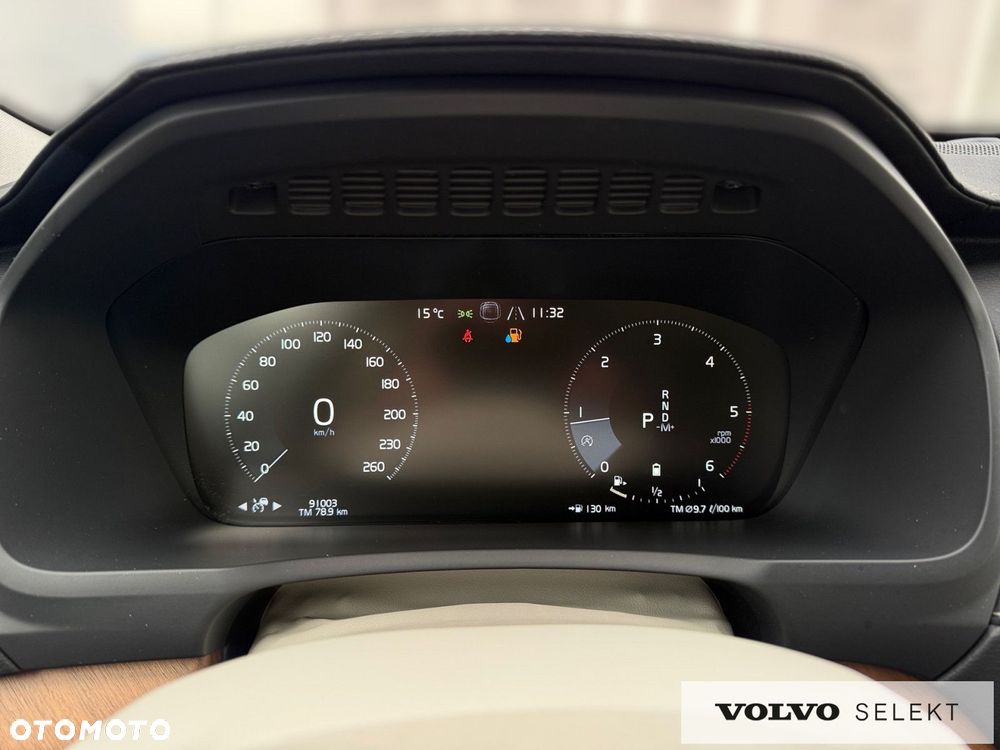 Volvo XC 90 - 17