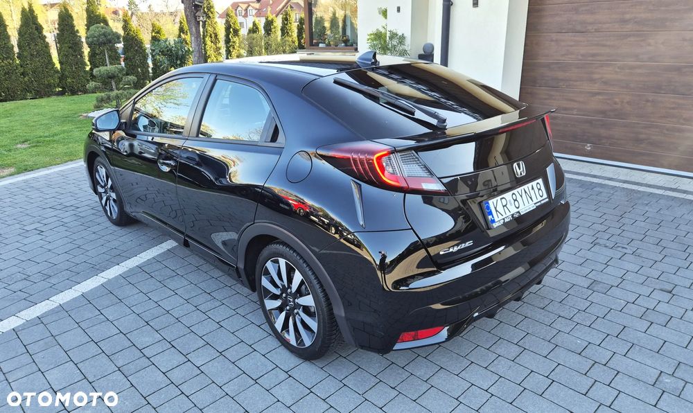Honda Civic 1.8 Elegance - 32