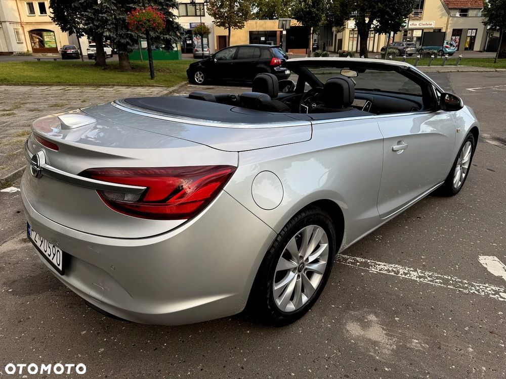 Opel Cascada - 22