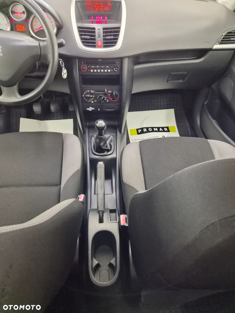 Peugeot 207 75 Urban Move - 34