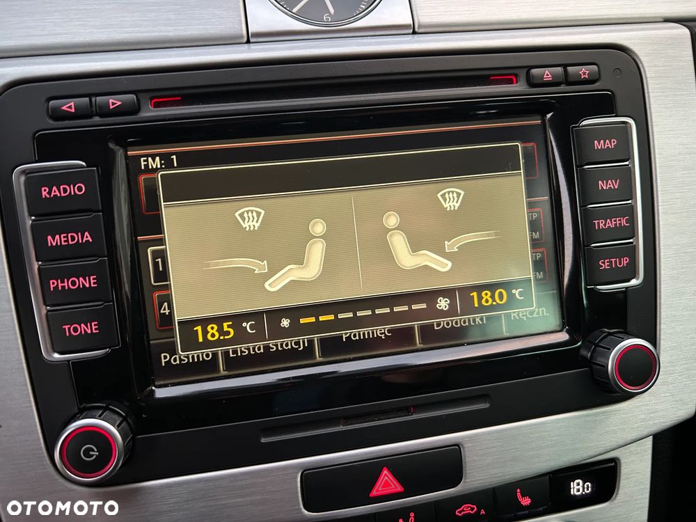 Volkswagen Passat 2.0 TDI Highline DSG - 12