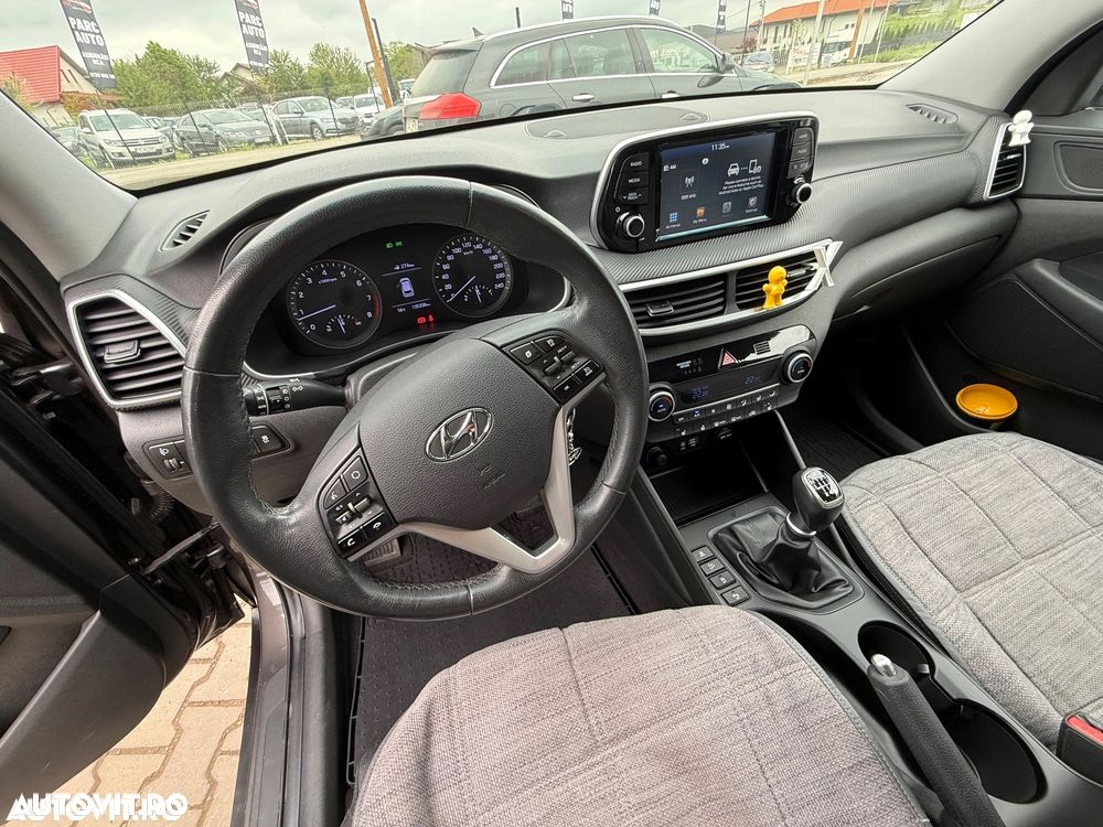 Hyundai Tucson 1.6 GDI 2WD 6MT ISG Style - 11