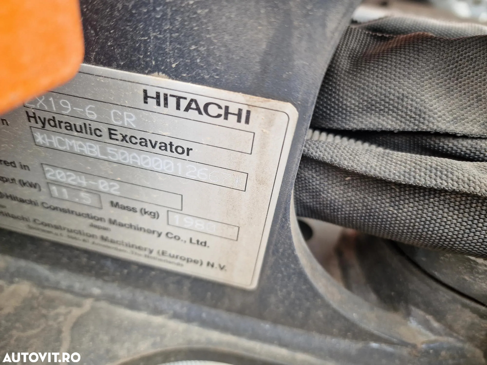 Hitachi ZX19-6, 2 tone, Cabina inchisa, inst picon, senie extensibile, cupa lat 400mm, garantie 1 an, posibilitate leasing, produsa in JAPONIA-PROMOTIE 26500 EUR+Tva - 5