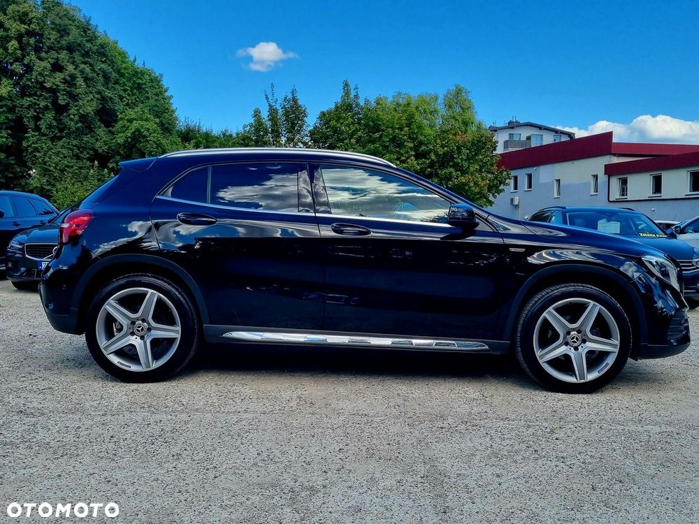 Mercedes-Benz GLA 200 7G-DCT Edition 1 - 10