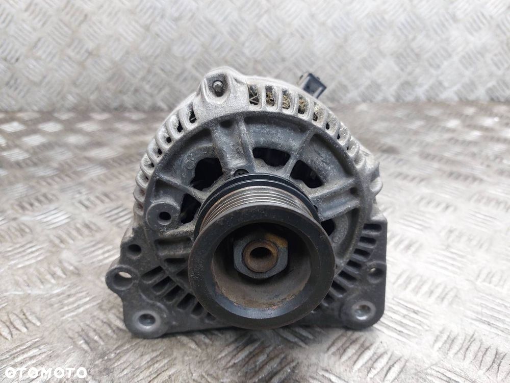 ALTERNATOR AUDI A3 8L 1.8 T 037903025C ID: 237944 - 1