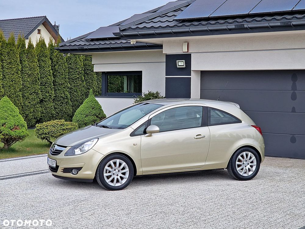 Opel Corsa 1.2 16V Limited Edition - 1