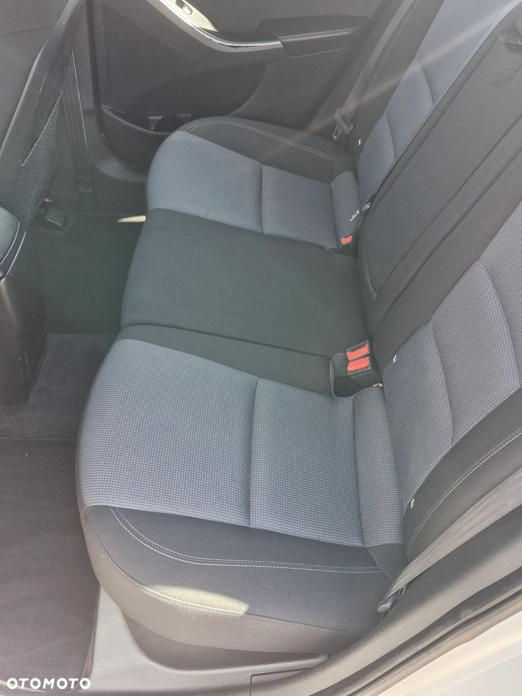 Hyundai i30 i30cw 1.6 CRDi Trend - 23