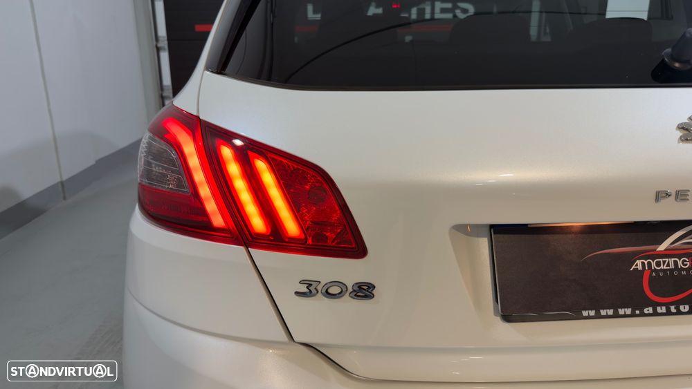 Peugeot 308 PureTech 130 Allure - 11