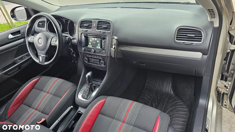 Volkswagen Golf - 24