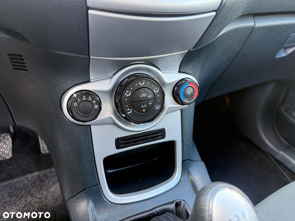 Ford Fiesta 1.25 Trend EU5 - 14
