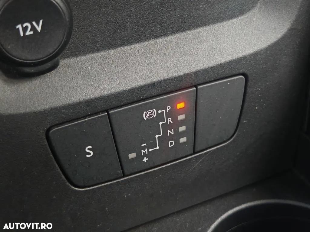 Citroën C3 1.2 PureTech S&S EAT6 Shine - 15