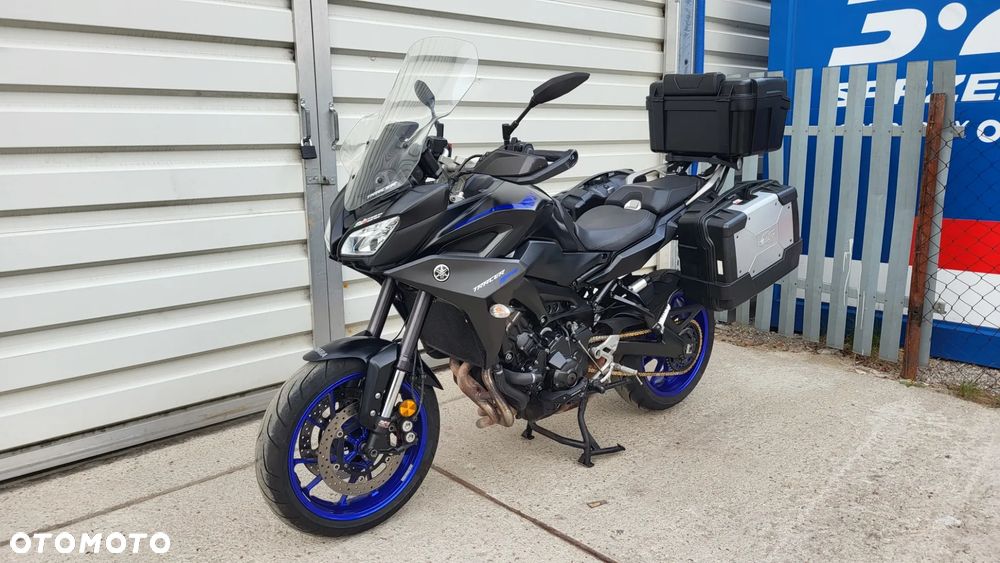 Yamaha MT - 9