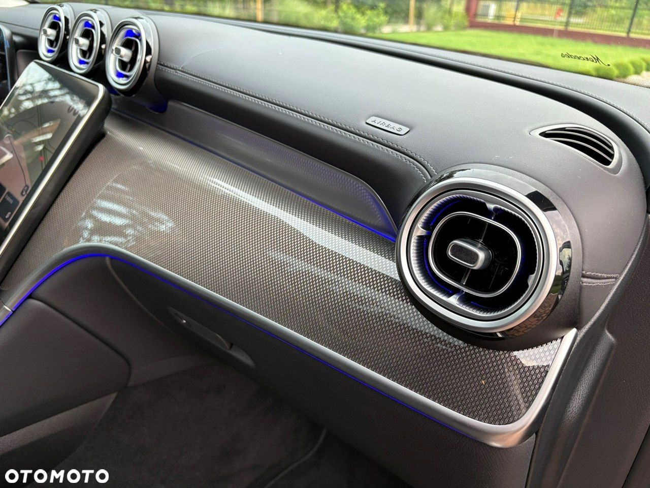 Mercedes-Benz GLC - 17