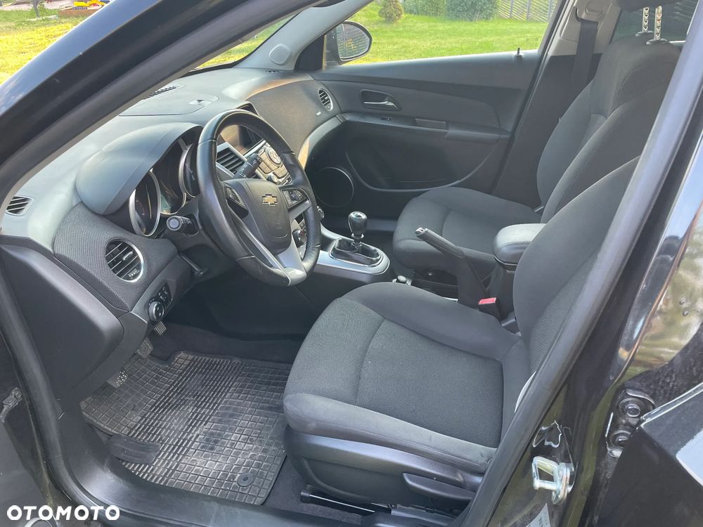 Chevrolet Cruze 1.7 D LT+ - 8