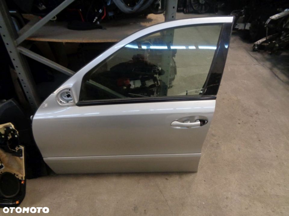 MERCEDES E KLASA W211 LIFT DRZWI PRZOD LEWE - 1