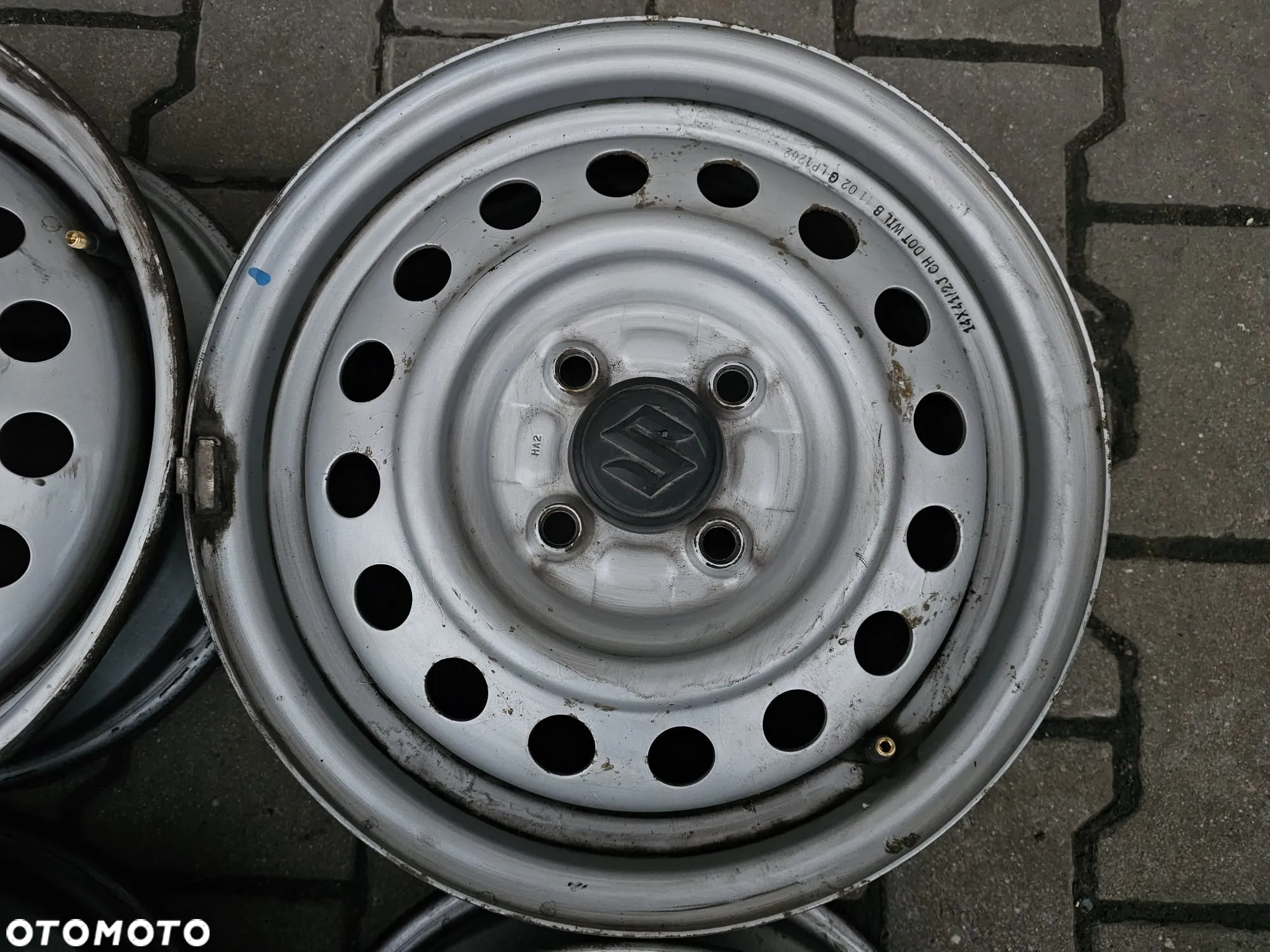 (S24) Suzuki OE Splash Swift Ignis Balneo Celerio / LP1262 / 4,5Jx14 ET45 4x100 - 6