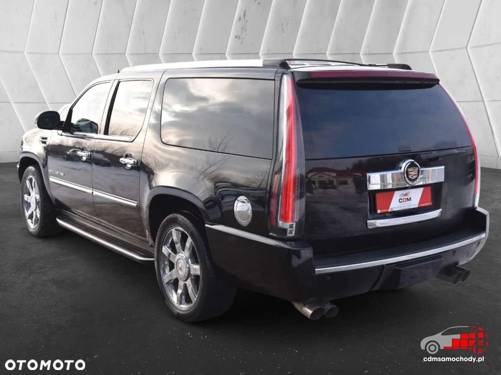 Cadillac Escalade - 8