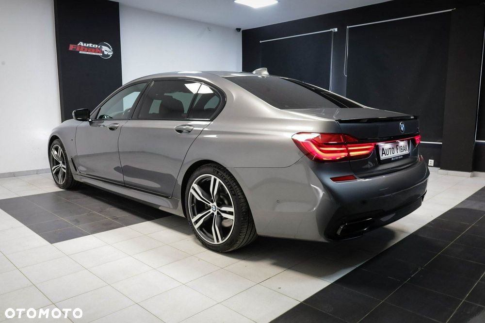 BMW Seria 7 - 10