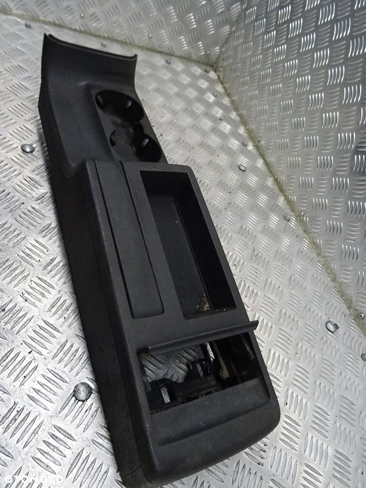 VW PASSAT B5 LIFT KOMBI 2.0 TDI TUNEL ŚRODKOWY - 5