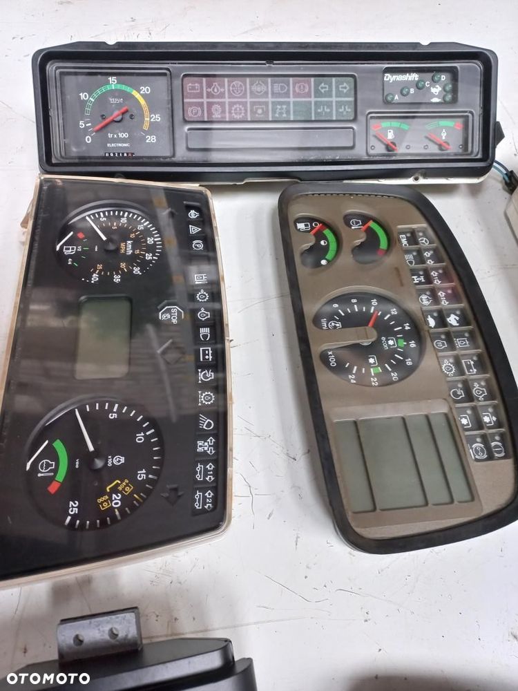 Części zegar licznik wyświetlacz panel Deutz Agrotron 04437487,04433422,Massey Ferguson 6100,3712846M92,3712069M96,60.0392.006.0, John Deere Al82440A,110.008/466/010, Renault 7700065375C,S/N 00971 TCE25,15,10,VALTRA OEM V35300600,T130,T150,ACV0181390 T152,T170,T190 - 3