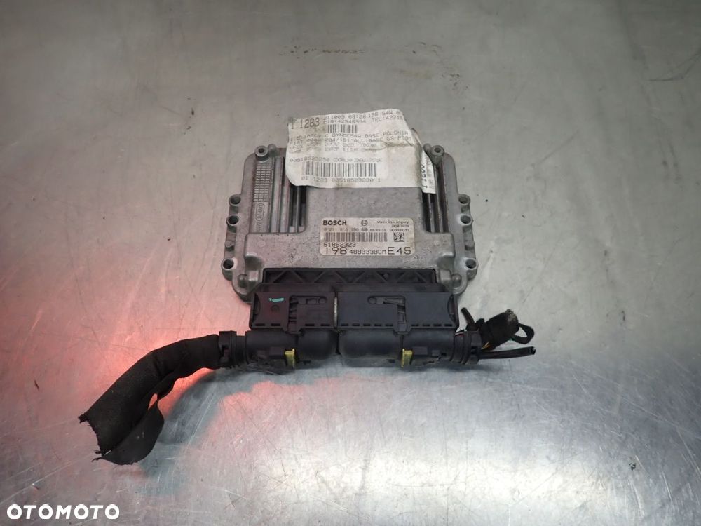 KOMPUTER SILNIKA FIAT BRAVO II 51852323 - 1