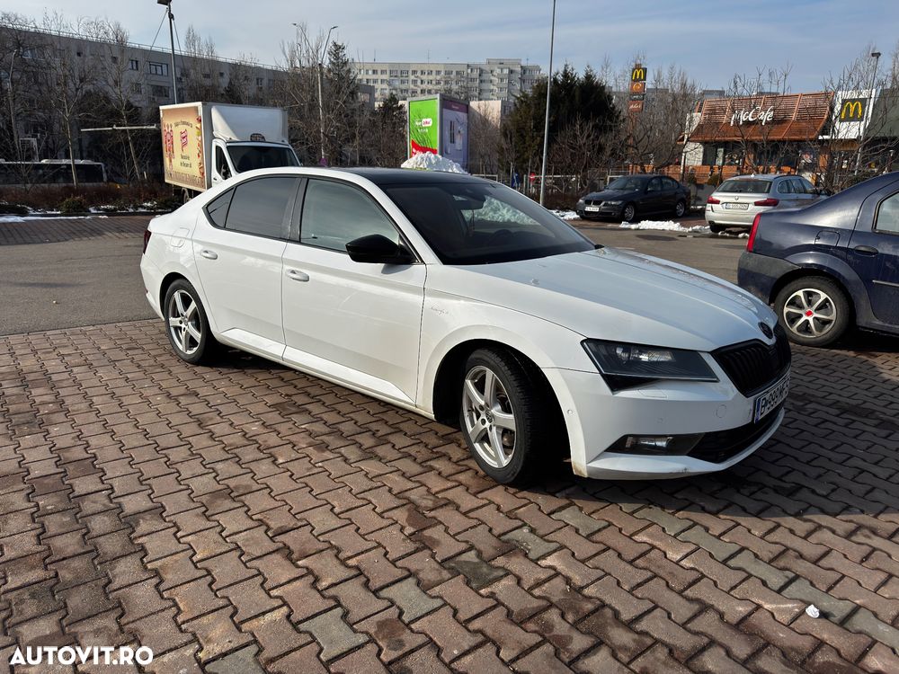 Skoda Superb 2.0 TDI DSG Laurin & Klement - 13