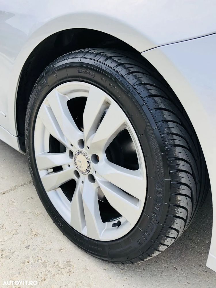 Mercedes-Benz E - 11