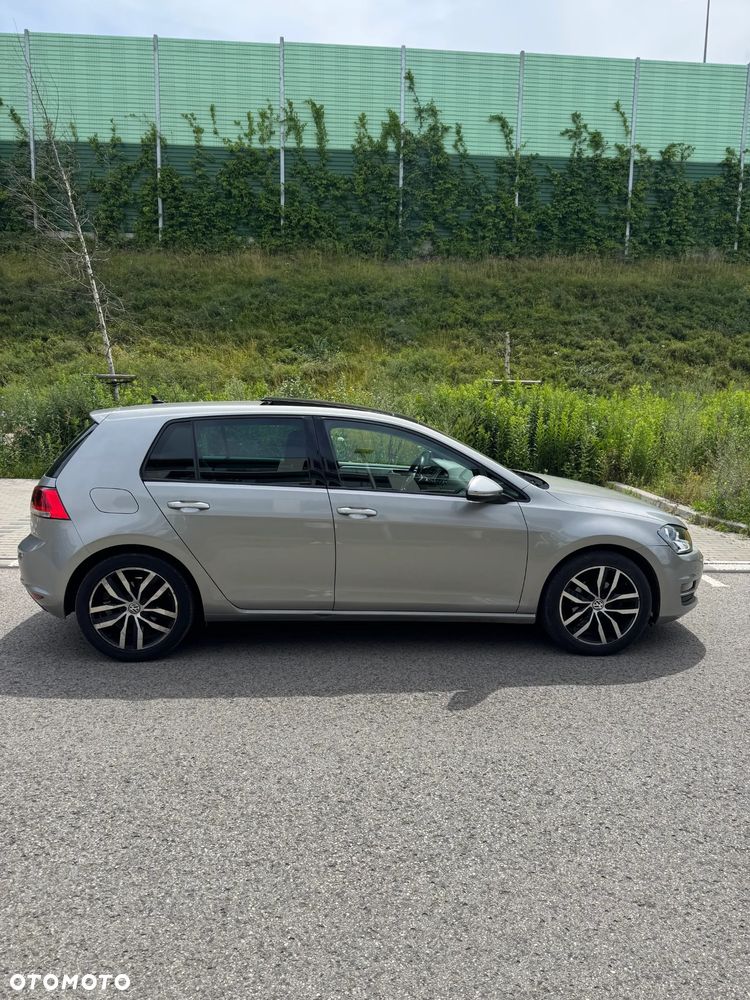 Volkswagen Golf 1.6 TDI BlueMotion Technology Cup - 9