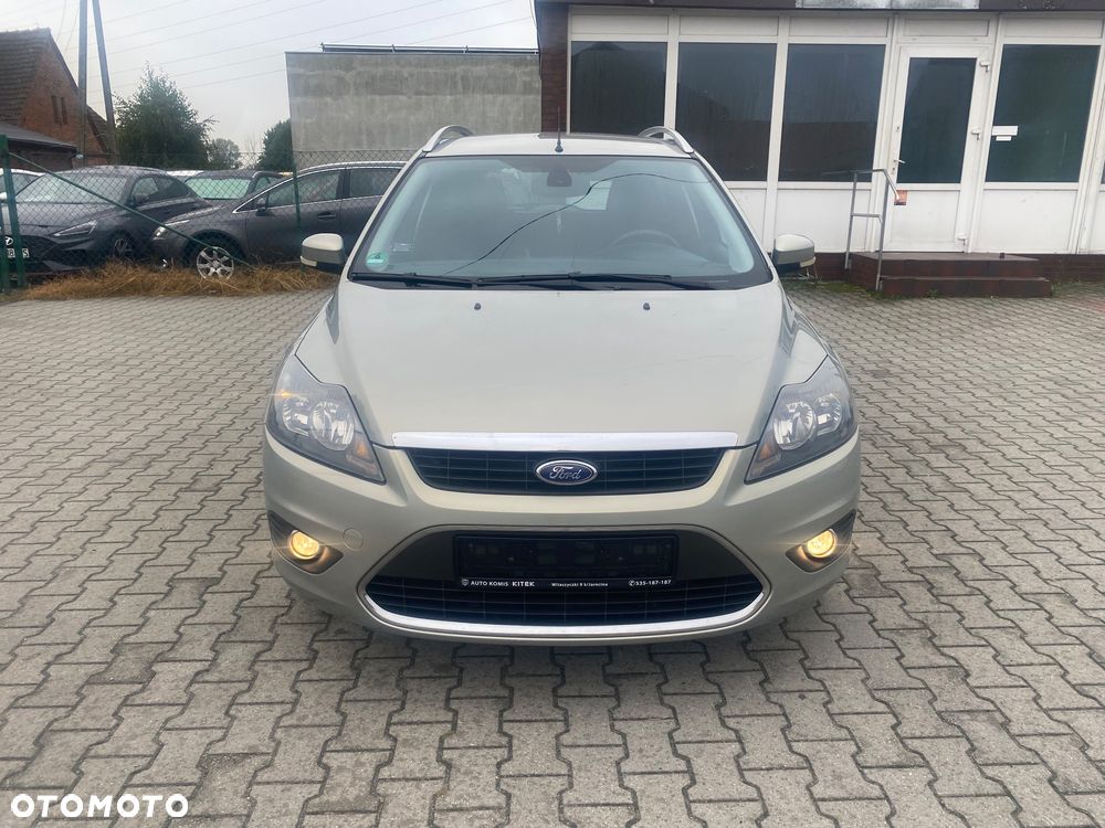 Ford Focus 1.8 FF Ghia - 10