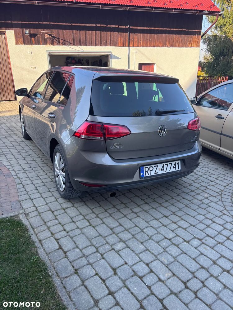 Volkswagen Golf 1.2 TSI BlueMot Comfortline - 3