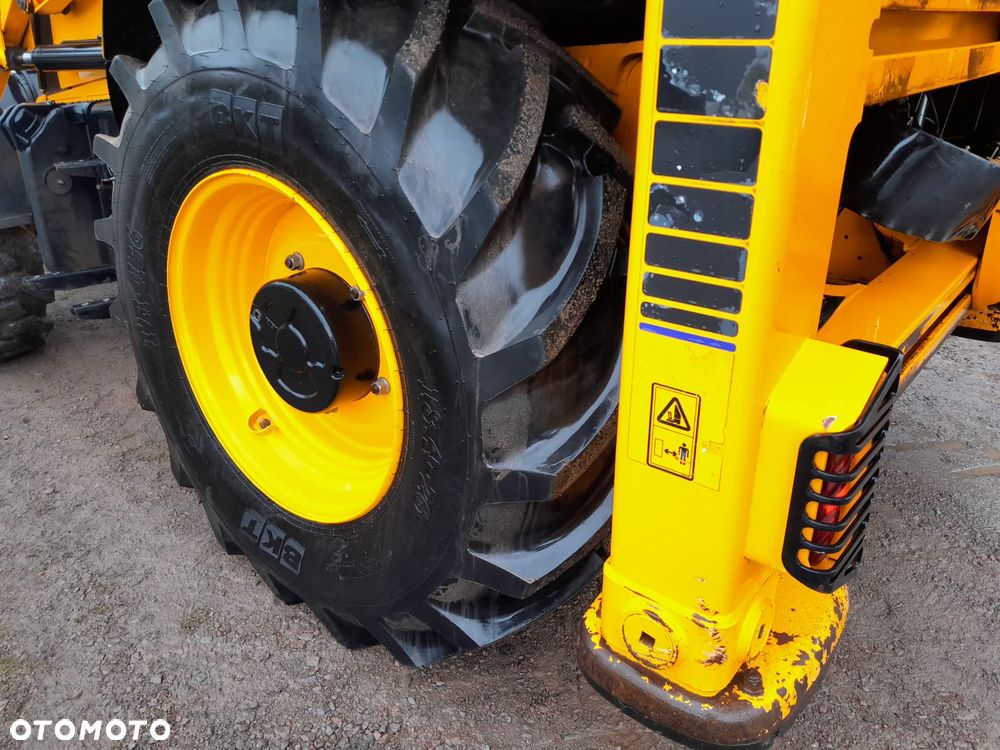 JCB 3CX 2300mtg - 11
