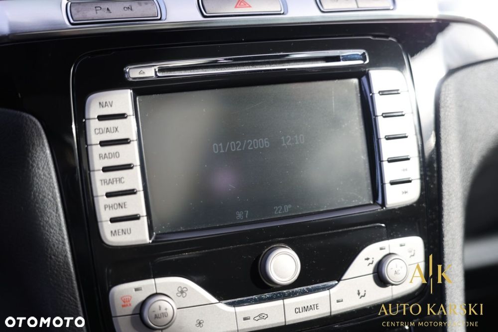 Ford S-Max - 25