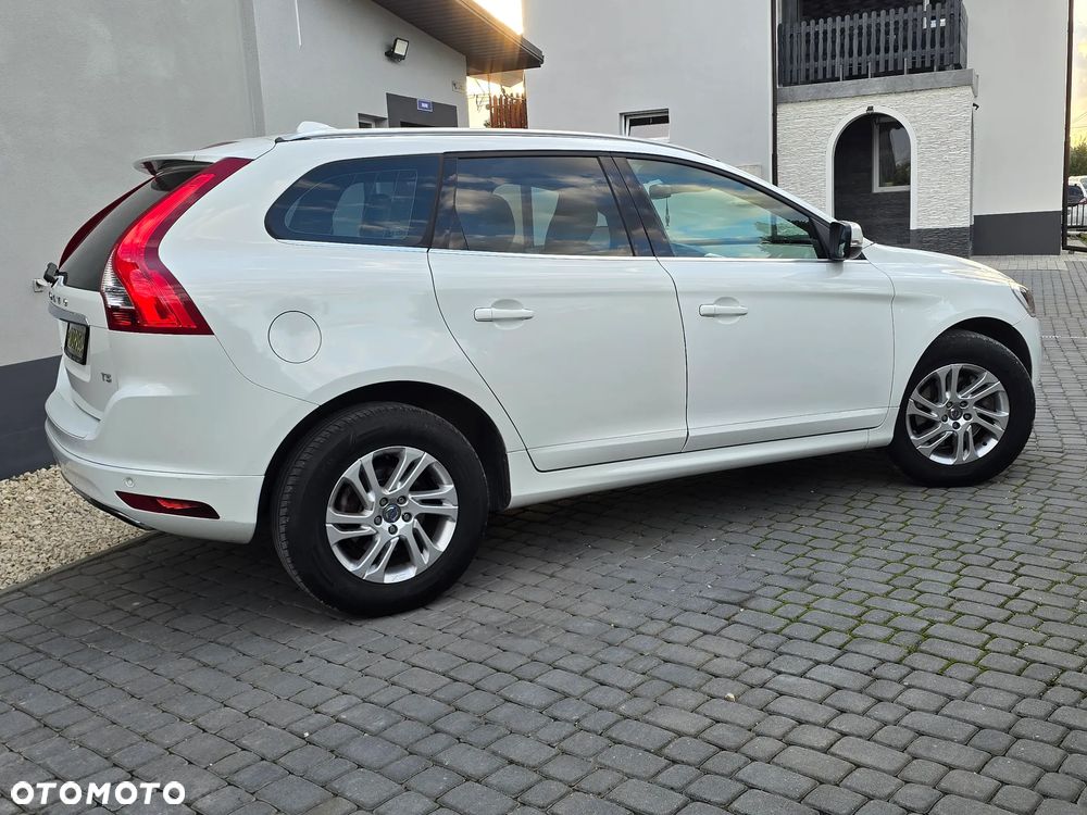 Volvo XC 60 T5 Geartronic Summum - 13