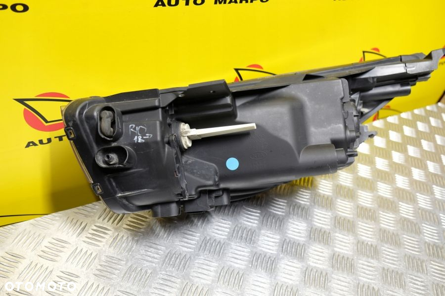 KIA RIO 2018-2020 REFLEKTOR LAMPA PRZÓD PRAWA USA - 7