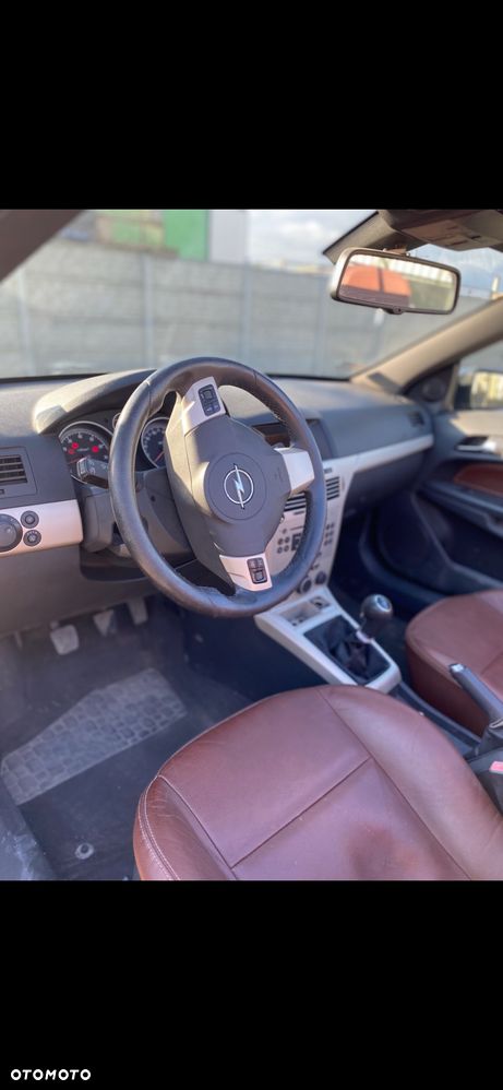 Opel Astra - 12