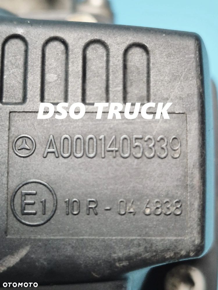 DOZOWNIK WTRYSKIWACZ ADBLUE A0001405339 MERCEDES ACTORS MP4 - 2