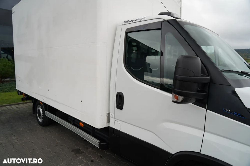Iveco DAILY 35-NP / GNC / CONTAINER / MANUAL / PALFINGER LIFT - 750 KG / 2020 - 14