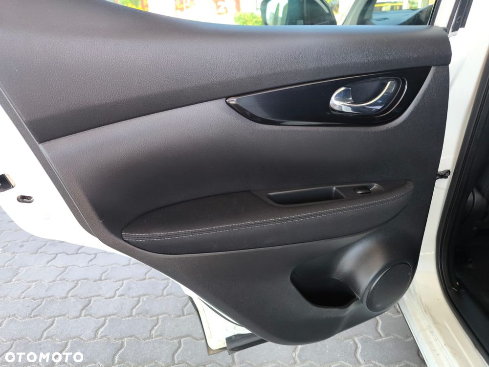 Nissan Qashqai 1.5 dCi Visia - 11