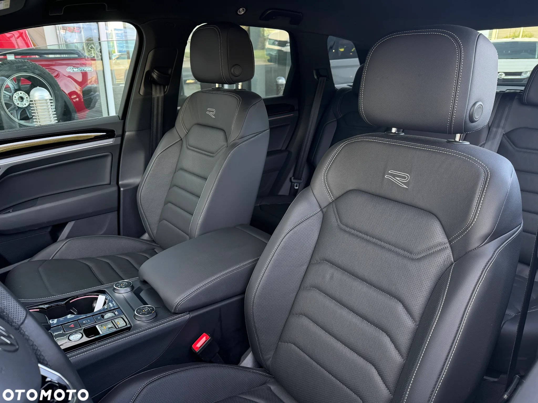 Volkswagen Touareg 3.0 V6 TDI SCR 4Mot R-Line - 17