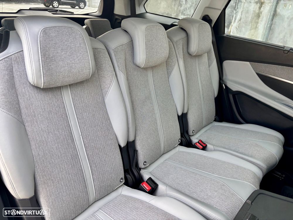 Peugeot 5008 1.5 BlueHDi Allure EAT8 - 37