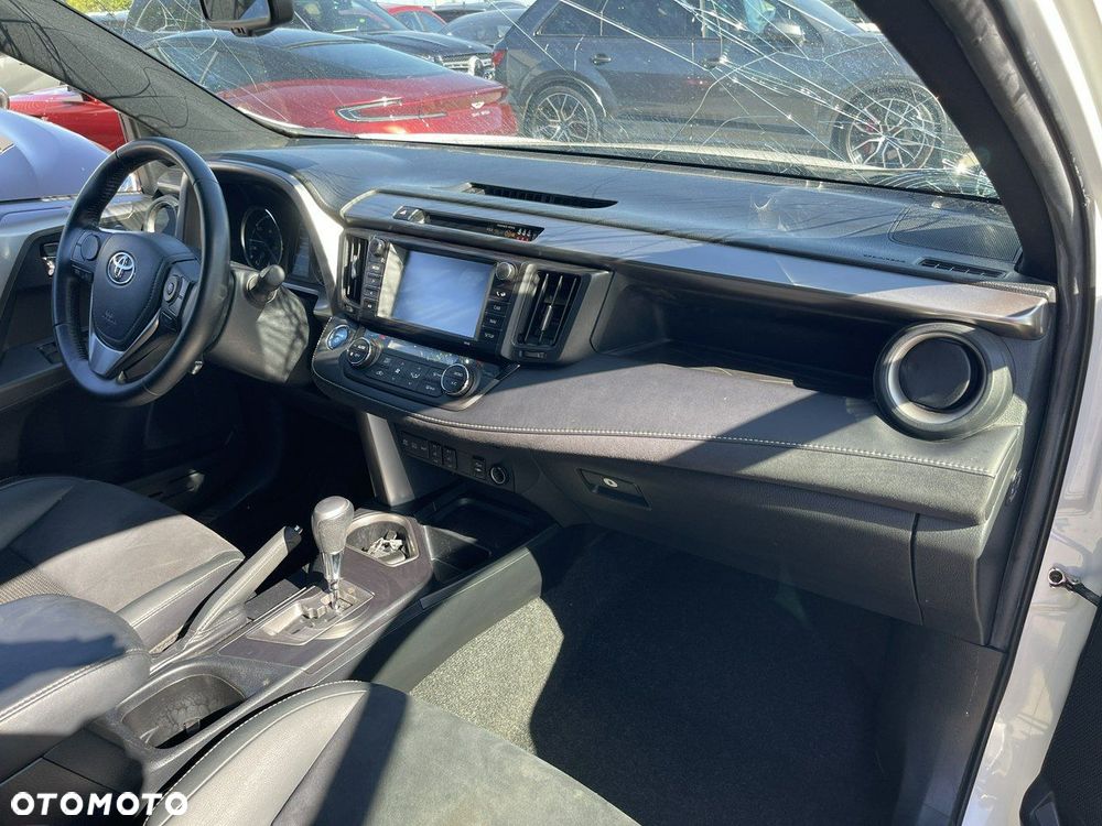 Toyota RAV4 Hybrid Style 4x2 - 14