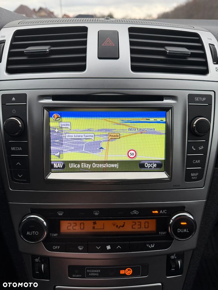 Toyota Avensis Touring Sports 1.8 Business Edition - 17